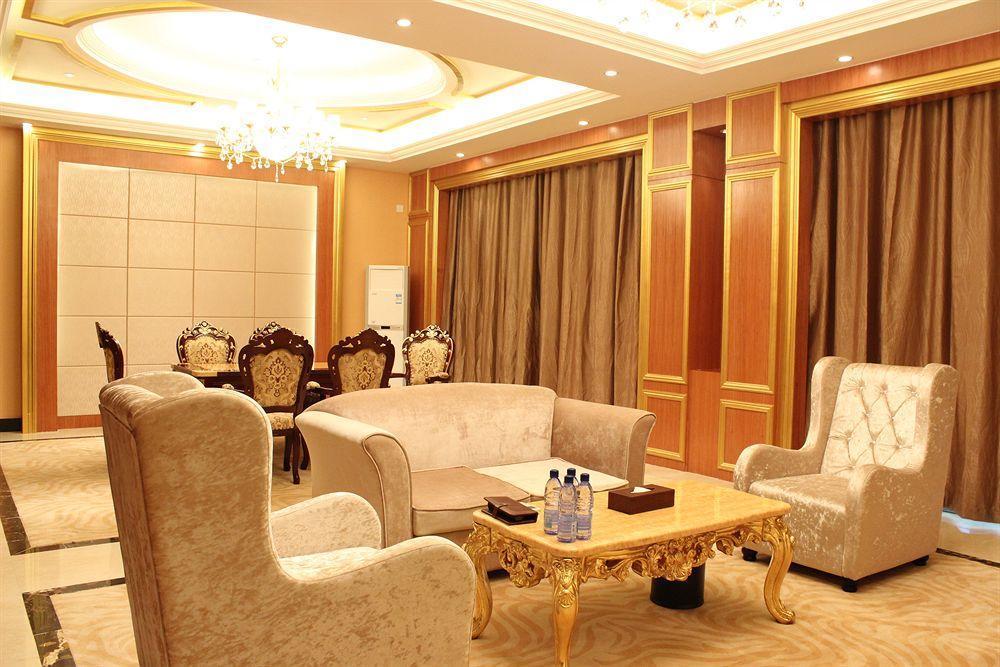 Golden Peacock Resort Hotel Beira Luaran gambar
