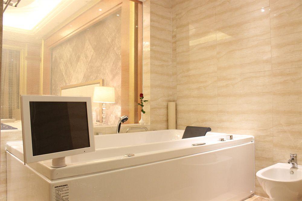 Golden Peacock Resort Hotel Beira Luaran gambar