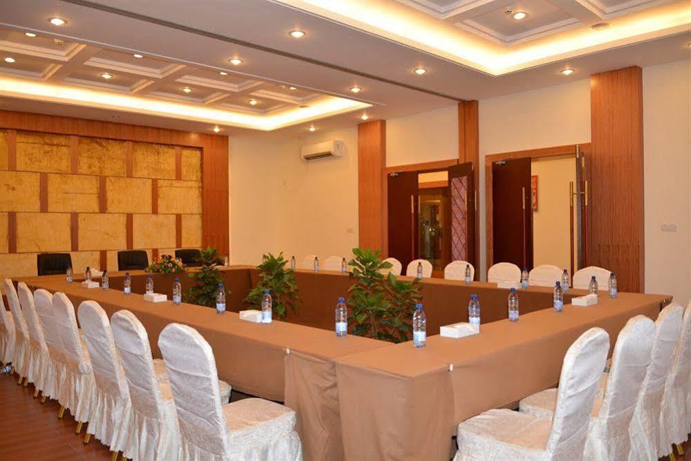 Golden Peacock Resort Hotel Beira Luaran gambar