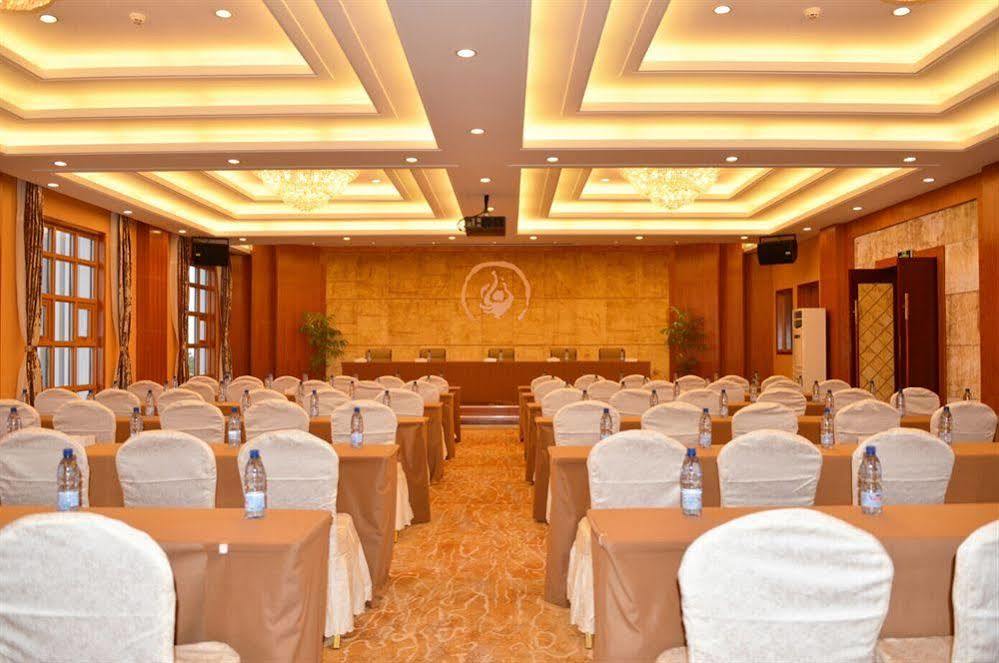 Golden Peacock Resort Hotel Beira Luaran gambar