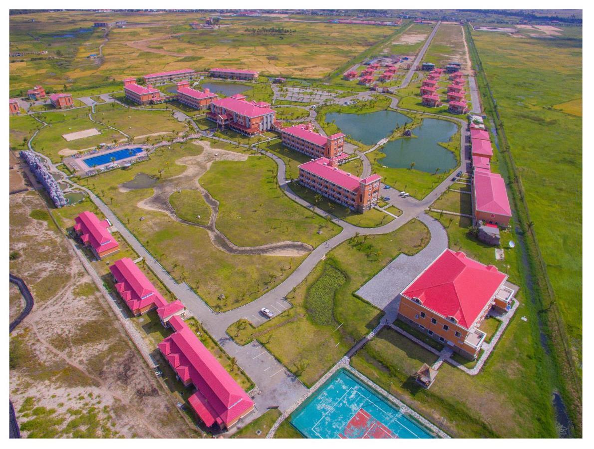 Golden Peacock Resort Hotel Beira Luaran gambar
